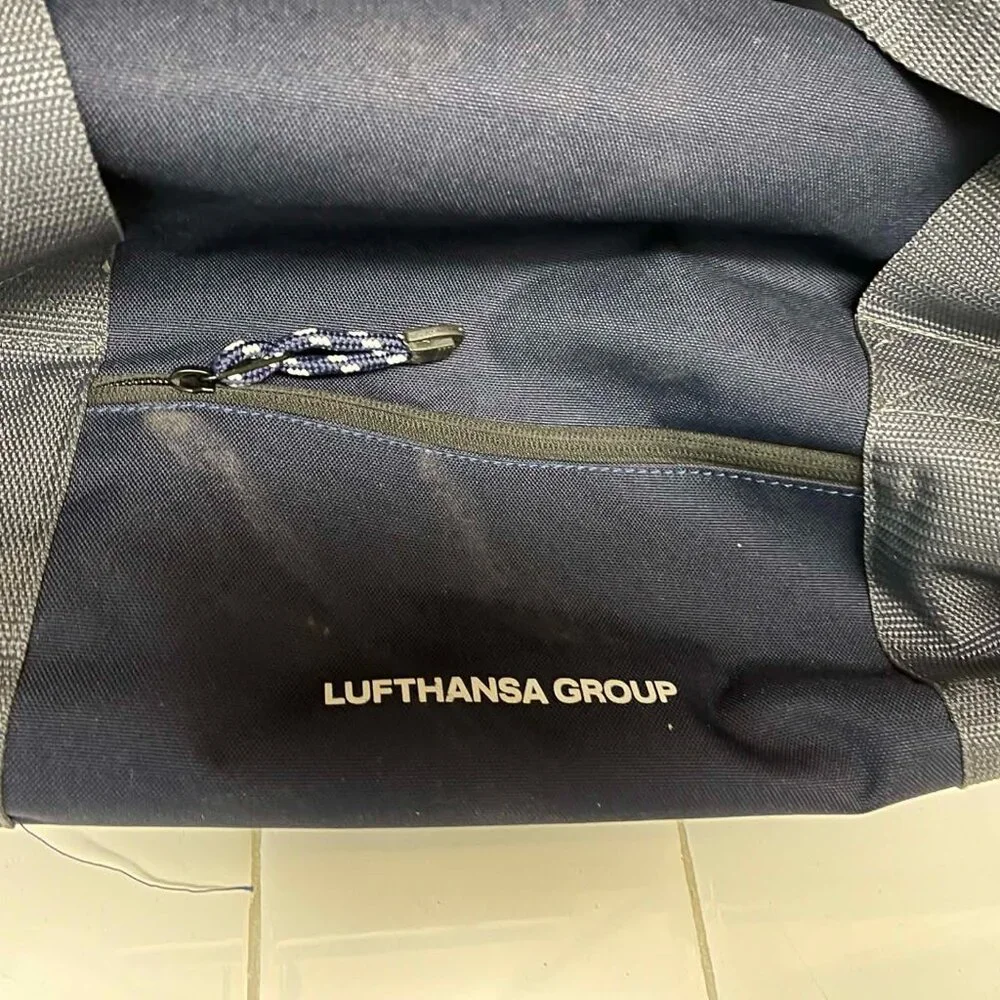 Lufthansa group duffle/travel bag